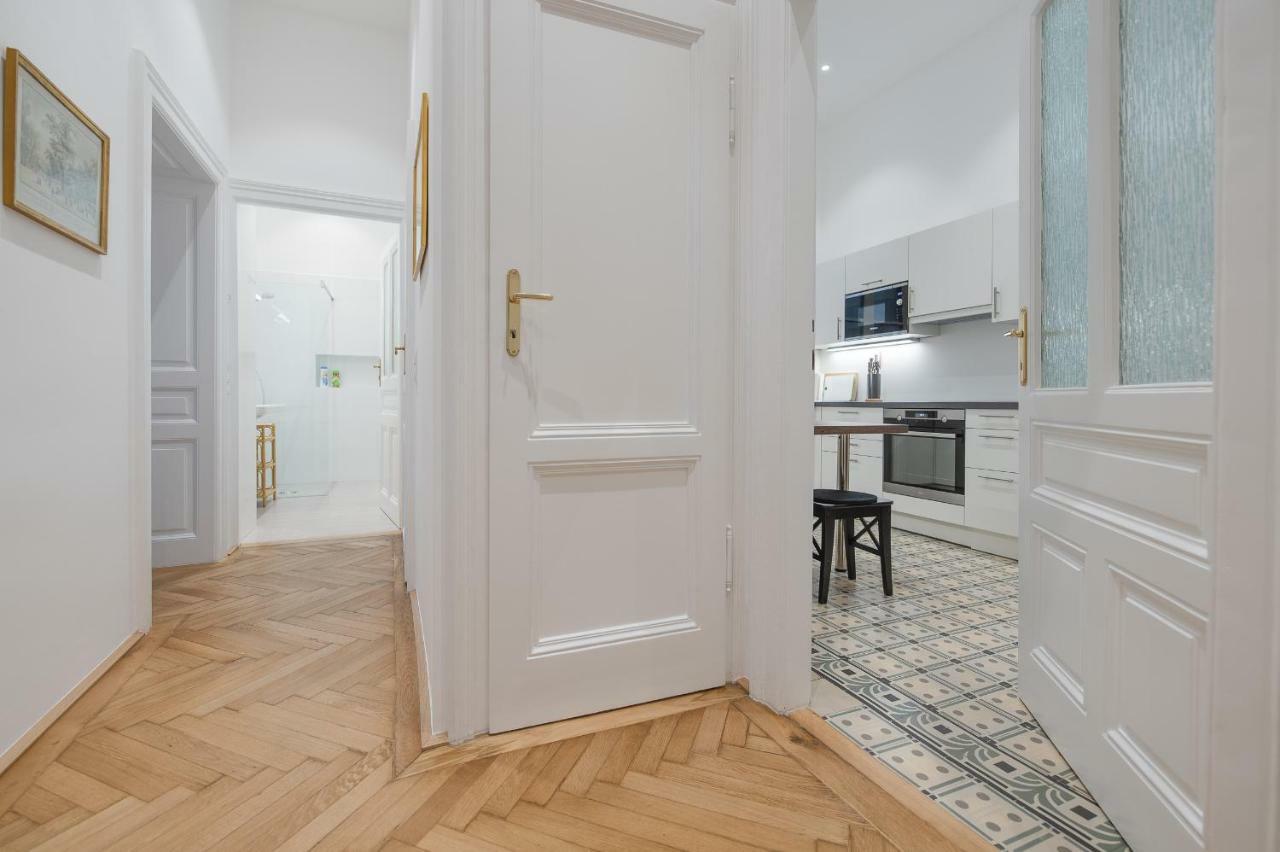 Grand Soho II Apartment Vienna Exterior photo